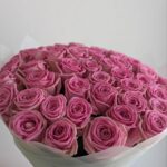Букет розовых роз 51шт 60см