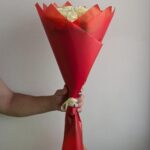 Букет белых роз 21шт 50см