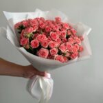 Нежнейшие кустовые розы 19шт 50см