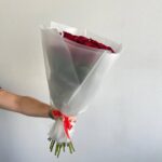 Монобукет из 19 красных роз ред Наоми