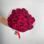 Монобукет из 25 красной розы 50см
