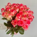 Монобукет из 31 розы джумилия 50см