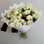 19 кустовых роз мисс бомбастик