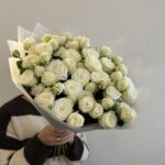29 кустовые розы мисс бомбастик