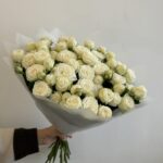 29 кустовые розы мисс бомбастик