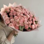 Кустовые розы мадам бомбастик