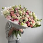 Кустовые розы, эустома