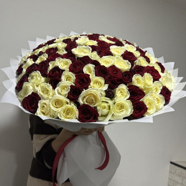 151 Роза микс 70 см