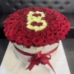 Коробка из 101 розы с Вашей буквой