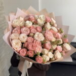 Кутовые розы микс