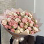 Кутовые розы микс