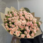 Кустовые розы 31 ветка