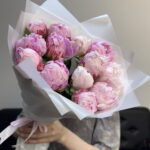 13 пионов Сара Бернар 😍😍😍