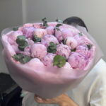 19 пионов Сара Бернард с эвкалиптом 😍
