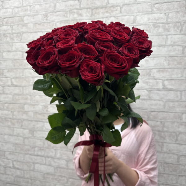 31 красная роза 🌹 60 см ️