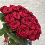 25 красных роз ️️️