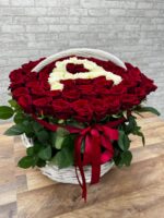 101 Роза в корзине с Вашей буквой ❤️