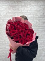 21 красная роза 🌹🥰🥰🥰 — изображение 3