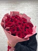21 красная роза 🌹🥰🥰🥰 — изображение 7