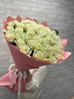 51 белая Роза 70 см 😍 — изображение 4