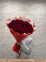 51 красная роза 60 см 🥰 — изображение 3